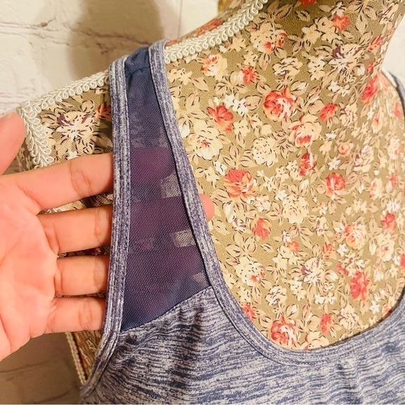 Layer 8 Women's Active Performance Tank 5️⃣✖️3️⃣0️⃣ - Picture 2 of 7